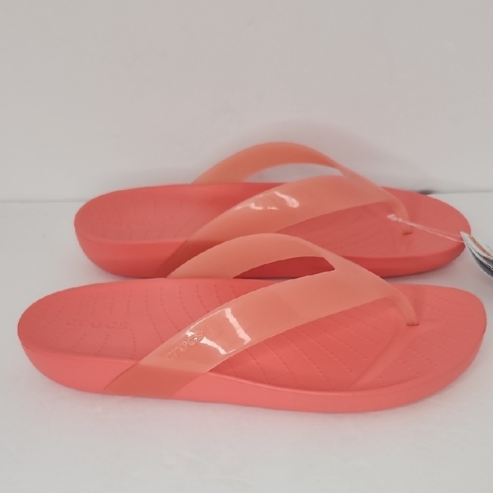 CROCS Women's Vibrant Coral Sandals